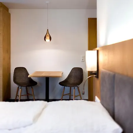 Alpenhof Bed & Breakfast Virgen