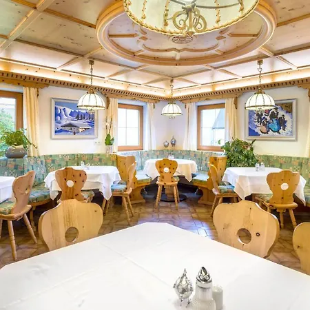 Alpenhof Bed & Breakfast